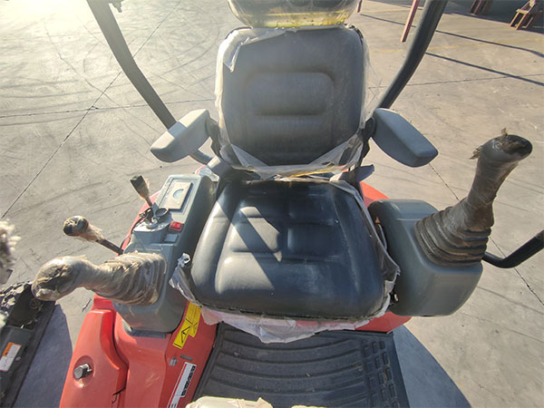 Продажа 1,8-тонного экскаватора