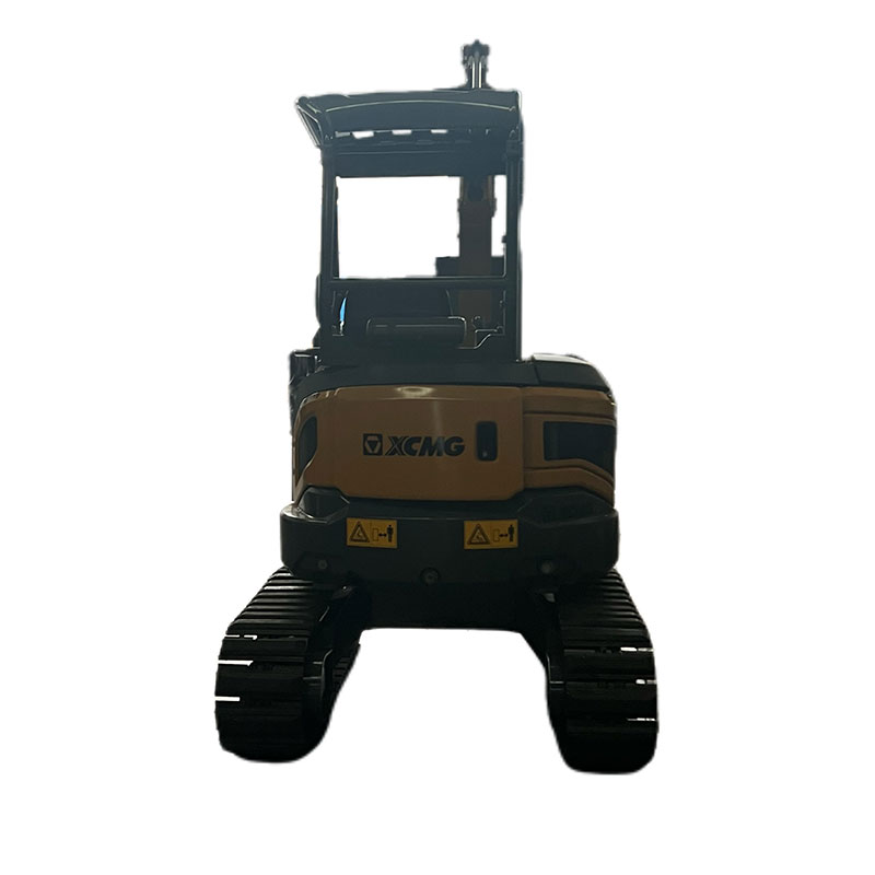 Pelle mécanique de 2,6 tonnes