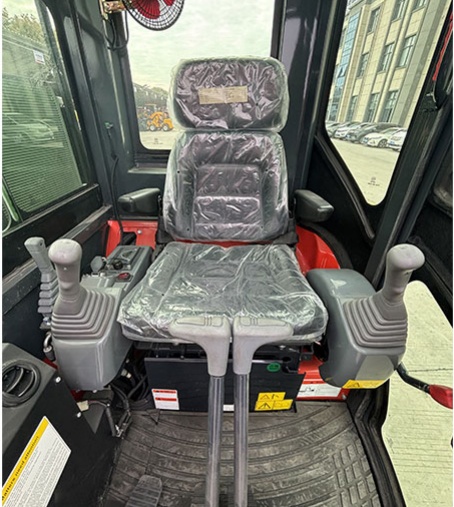 4,5 t kaivinkone myytävänä 4,5 t kaivinkone myytävänä