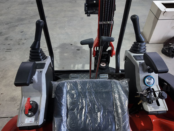 3-тонный экскаватор 3-тонный экскаватор