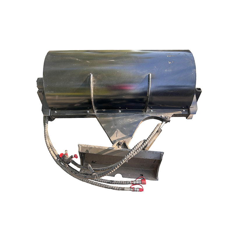 Minikuormaaja Diagonaalinen lakaisukone