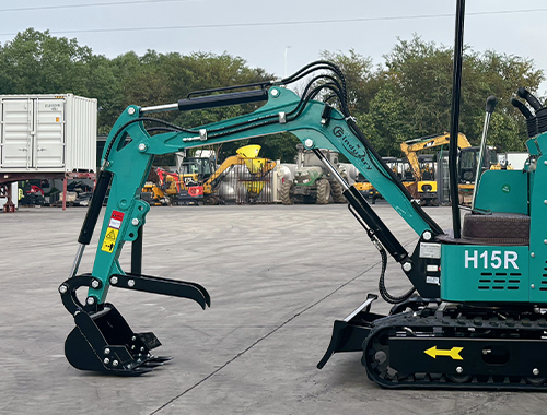 Мини-экскаватор 1,5 тонны