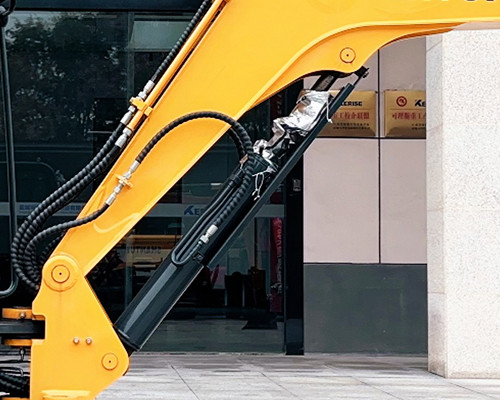 Pelle mécanique de 4 tonnes à vendre