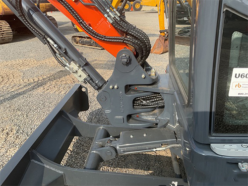 Miniescavatore da 4 tonnellate in vendita